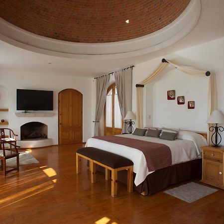 La Casona De Los Colibries El Pueblito  Rom bilde