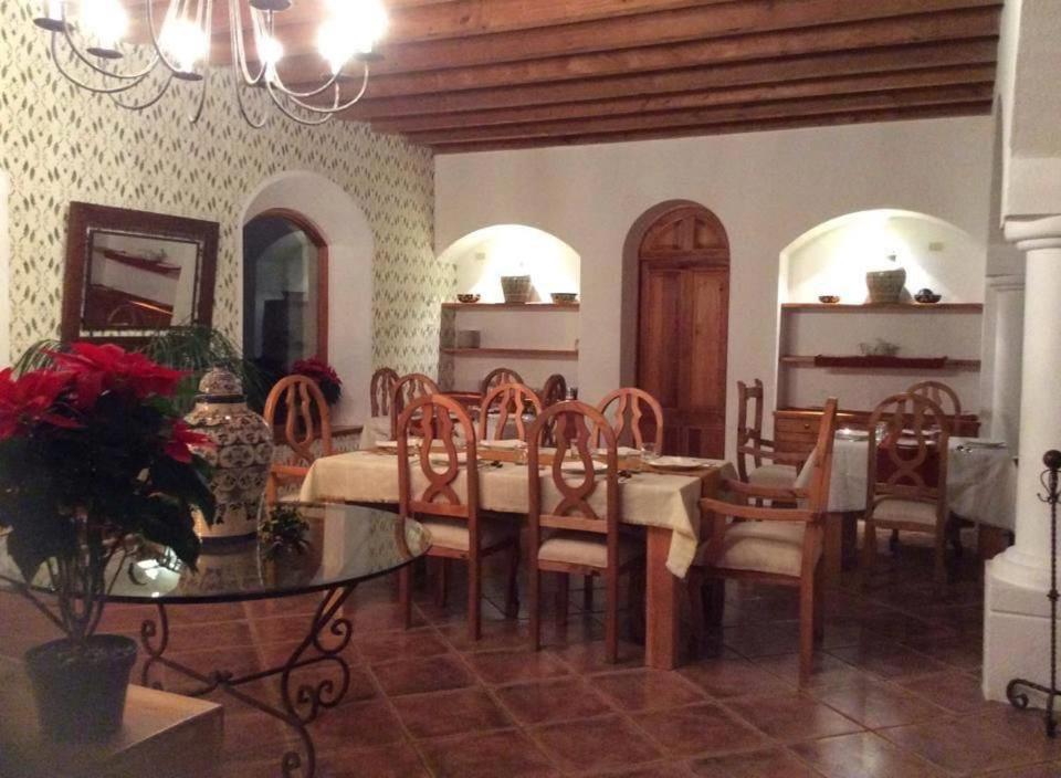 La Casona De Los Colibries El Pueblito  Eksteriør bilde